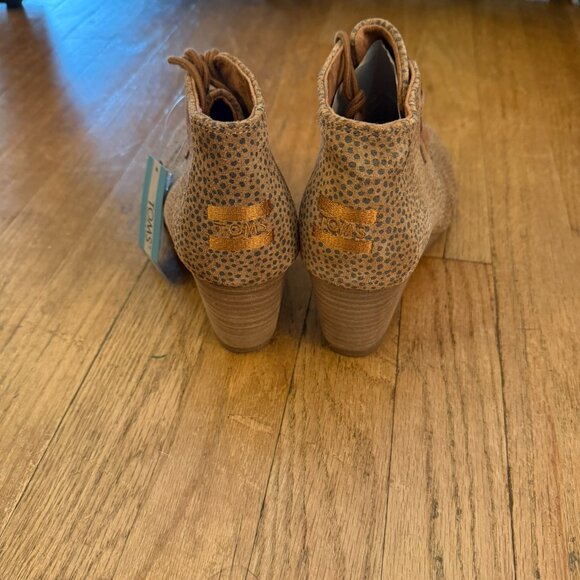 Women's Tom's Cheetah Suede Wedges (NWT) | Size 7 - Picture 3 of 6